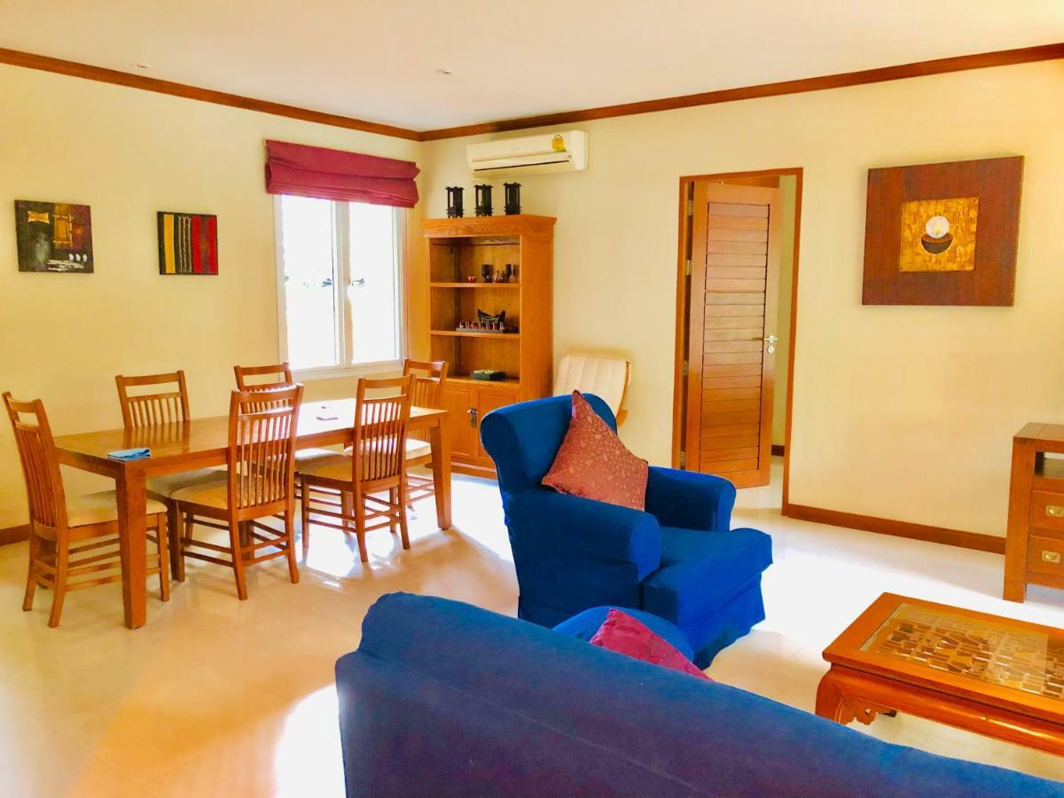 Karon Pool Villa 卡伦3卧泳池别墅 Exterior foto